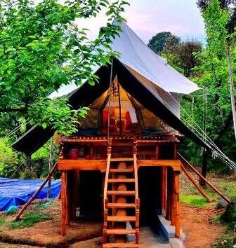 Machaan Tent in Bir Billing Camping