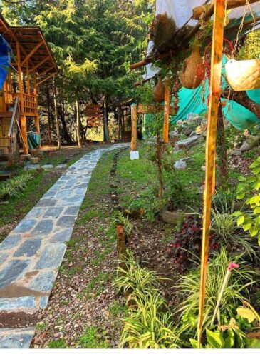 entry of cottages in Bir Billing