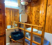 lower glass house cottage washroom